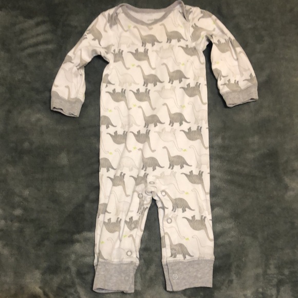 Carter’s Outfit Set 💙🍼 - Picture 2 of 9